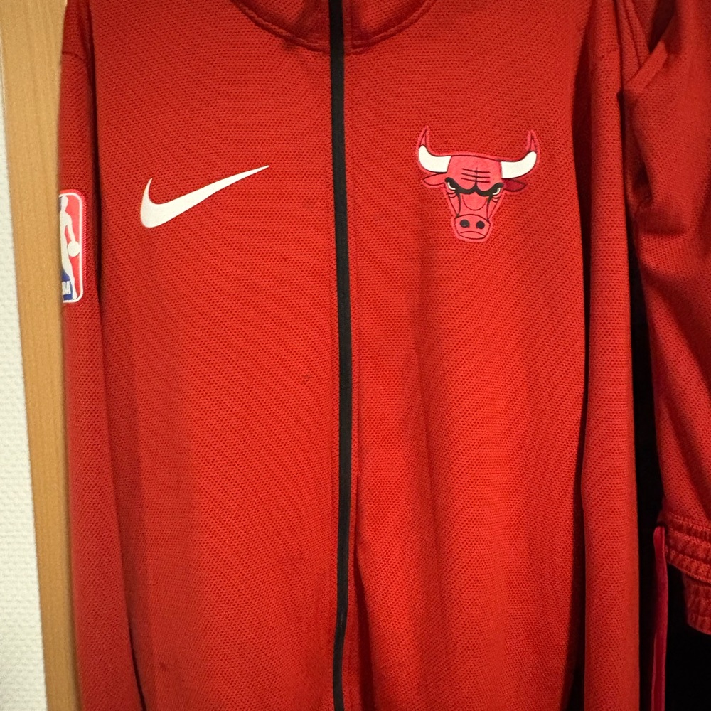 Nike Suit Mens Red Chicago Bulls 75th Anni Showtime court-side
❤️🔥❤️🔥❤️🔥❤️ - Picture 7 of 9